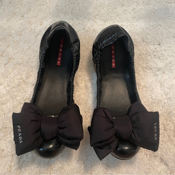 Prada Sport Black Patent Leather Nylon Bow Detail Scrunch Ballet Flat Size 37.5 - Picture 1 of 13